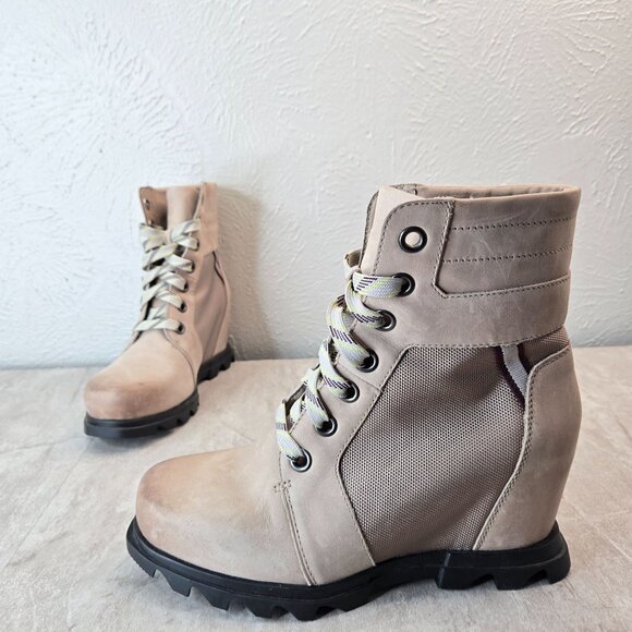 Sorel Hidden Wedge Boots Tan Leather Grunge Lace Up Chunky Ankle Booties Size 9 - Picture 1 of 11